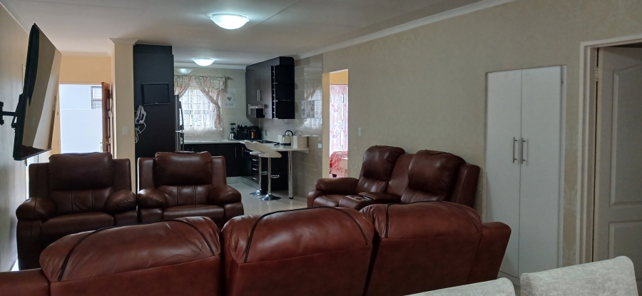3 Bedroom Property for Sale in Parkrand Gauteng