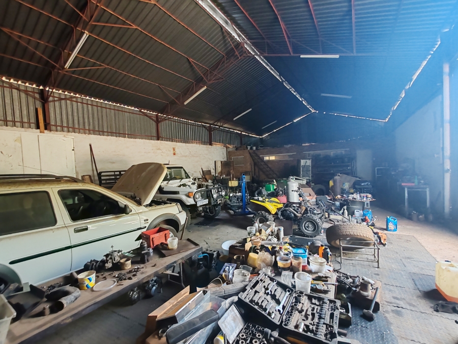 10 Bedroom Property for Sale in Kameeldrift West Gauteng