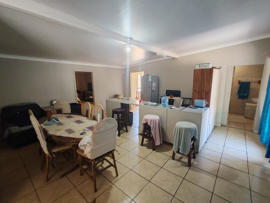 10 Bedroom Property for Sale in Kameeldrift West Gauteng