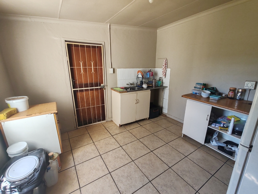 10 Bedroom Property for Sale in Kameeldrift West Gauteng