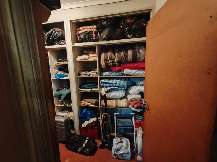 10 Bedroom Property for Sale in Kameeldrift West Gauteng