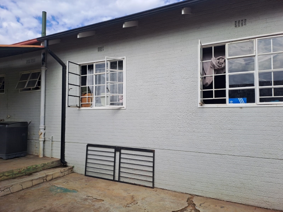 3 Bedroom Property for Sale in Unigray Gauteng
