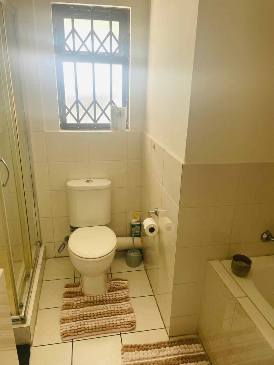 To Let 1 Bedroom Property for Rent in Noordwyk Gauteng