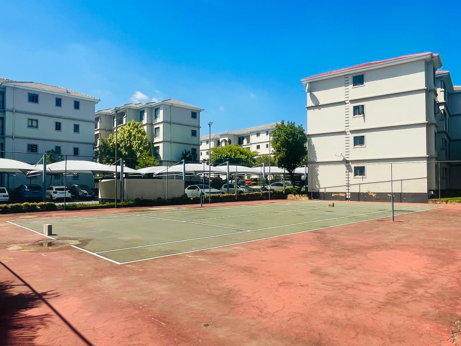 To Let 1 Bedroom Property for Rent in Noordwyk Gauteng