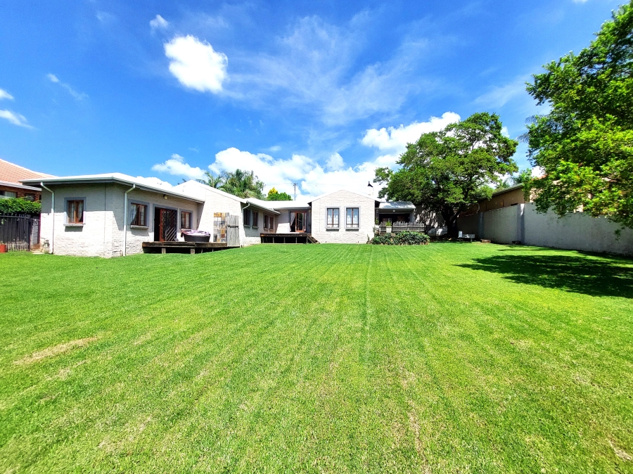 4 Bedroom Property for Sale in Waterkloof Ridge Gauteng