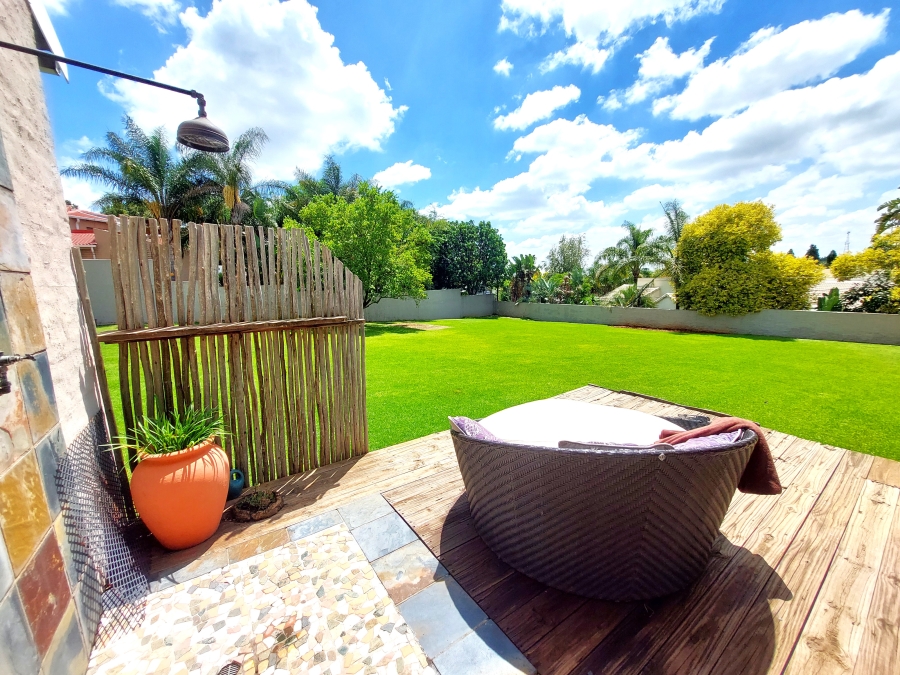 4 Bedroom Property for Sale in Waterkloof Ridge Gauteng