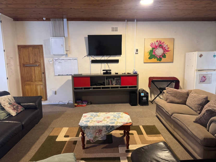 4 Bedroom Property for Sale in Meyerton Central Gauteng