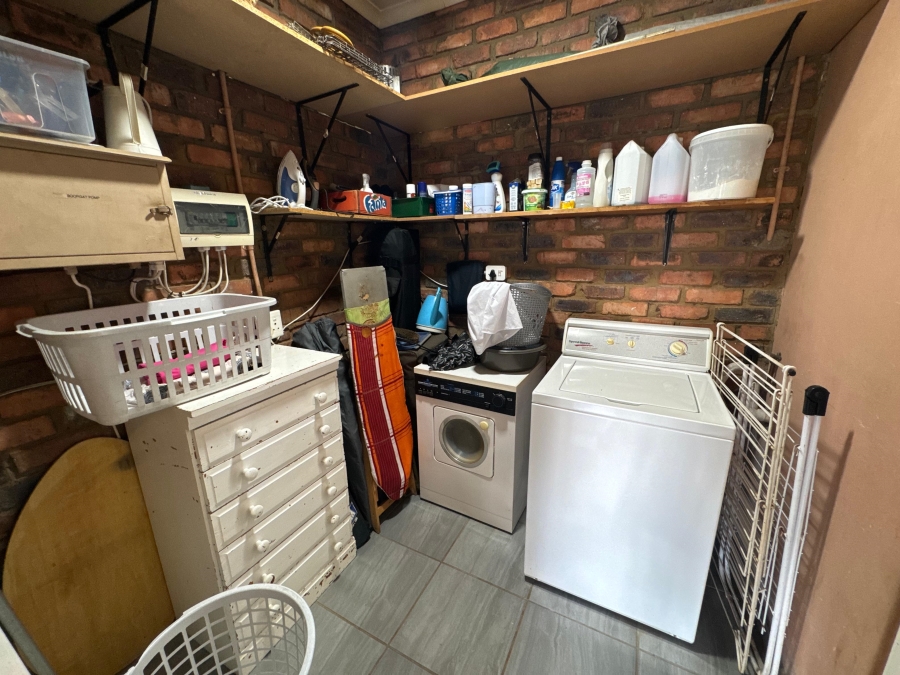 4 Bedroom Property for Sale in Meyerton Central Gauteng