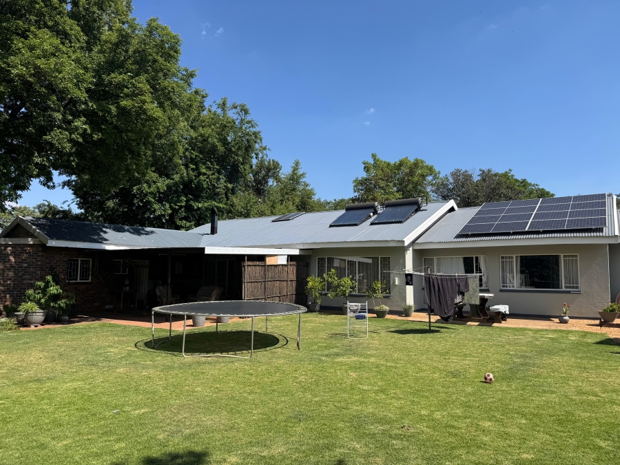 4 Bedroom Property for Sale in Meyerton Central Gauteng