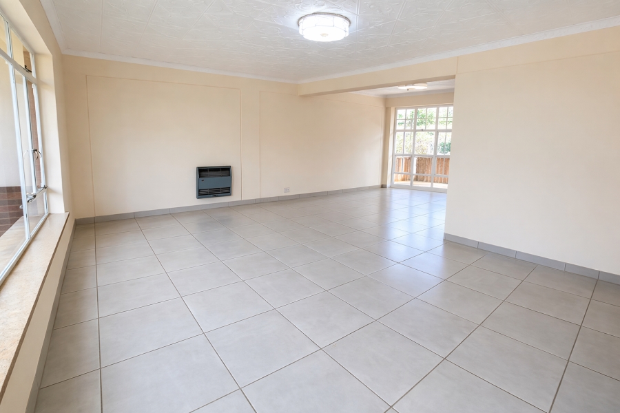 2 Bedroom Property for Sale in Florida Lake Gauteng