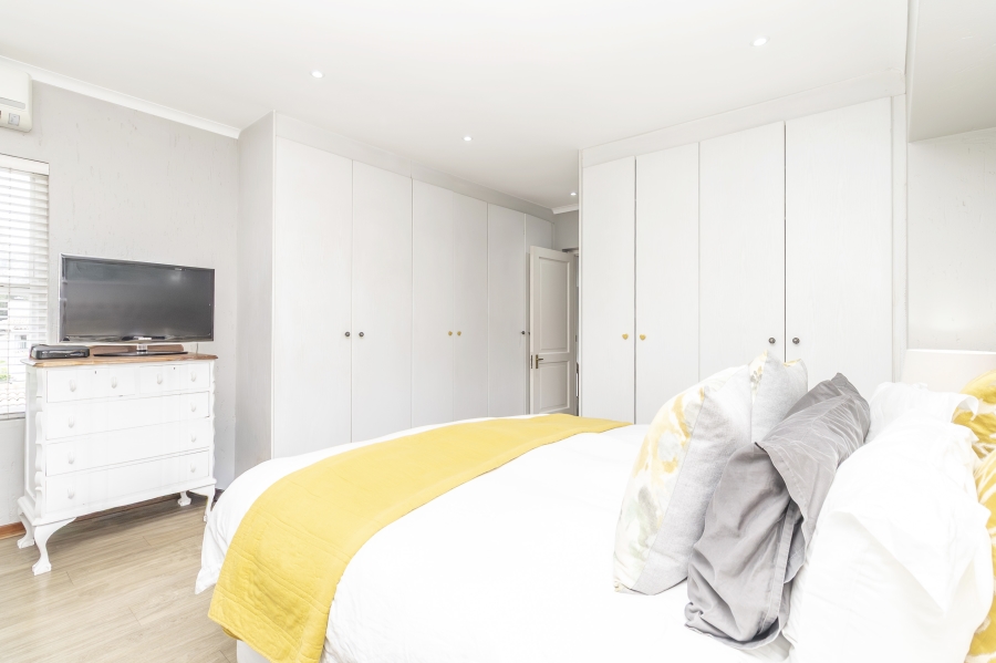 3 Bedroom Property for Sale in Magaliessig Gauteng