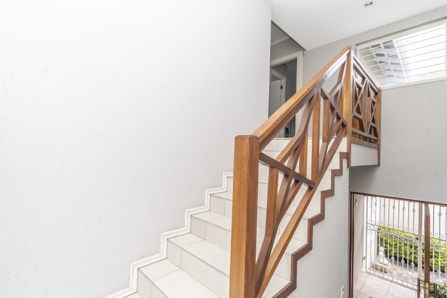 3 Bedroom Property for Sale in Magaliessig Gauteng