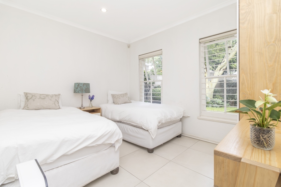 3 Bedroom Property for Sale in Magaliessig Gauteng