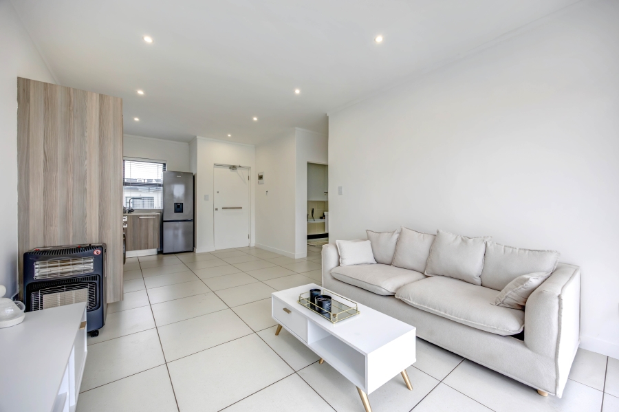 1 Bedroom Property for Sale in Lonehill Gauteng