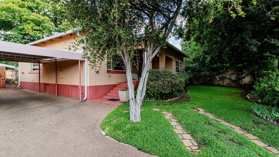 3 Bedroom Property for Sale in Edenvale Central Gauteng