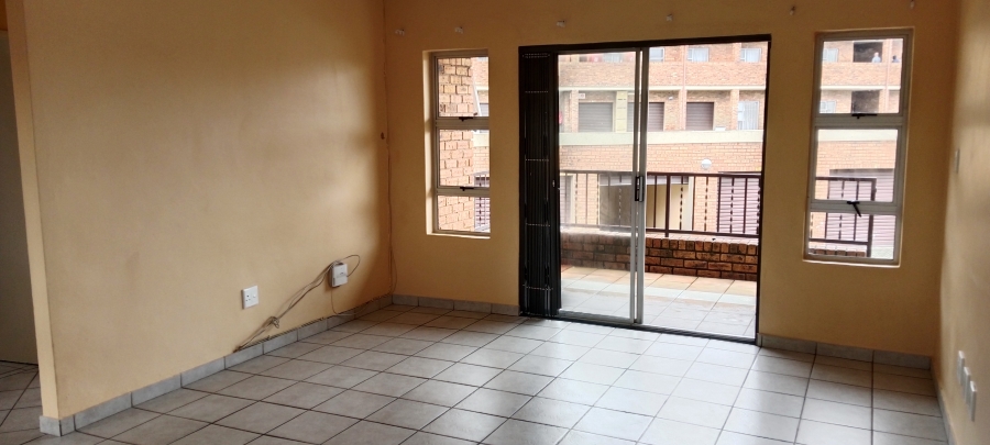 2 Bedroom Property for Sale in Birchleigh Gauteng