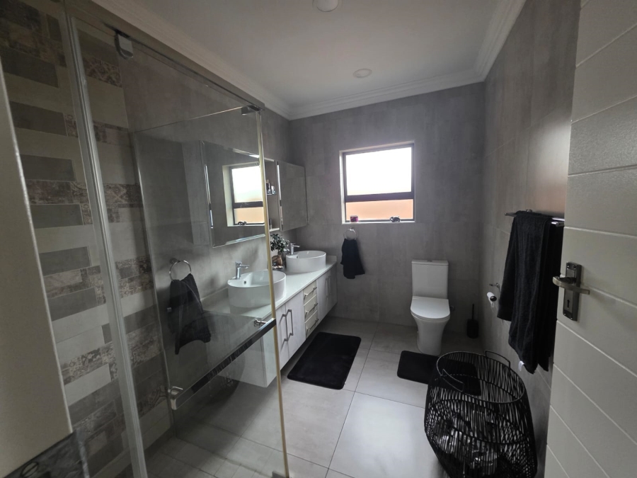 3 Bedroom Property for Sale in Bartlett Gauteng