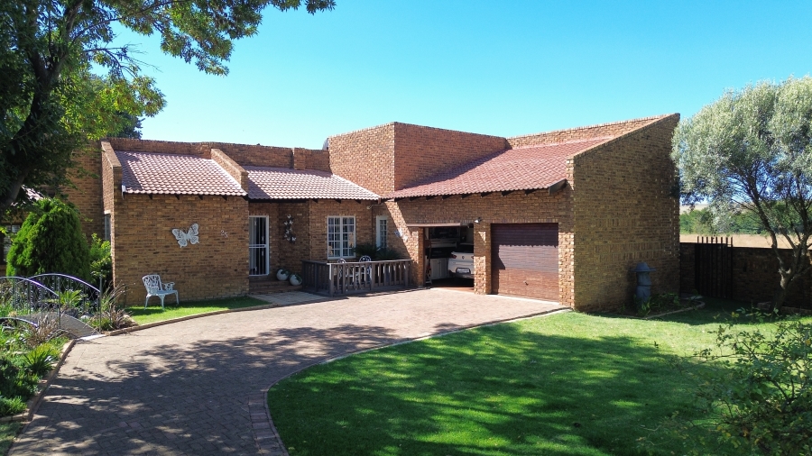 3 Bedroom Property for Sale in Ferryvale Gauteng
