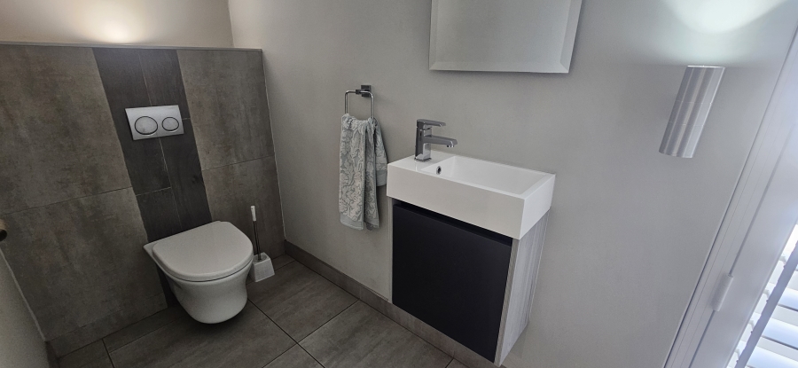 3 Bedroom Property for Sale in Edenvale Central Gauteng