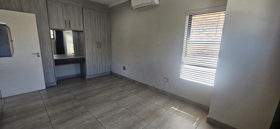 3 Bedroom Property for Sale in Edenvale Central Gauteng