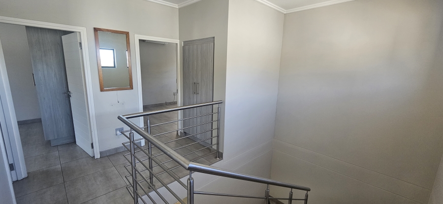 3 Bedroom Property for Sale in Edenvale Central Gauteng