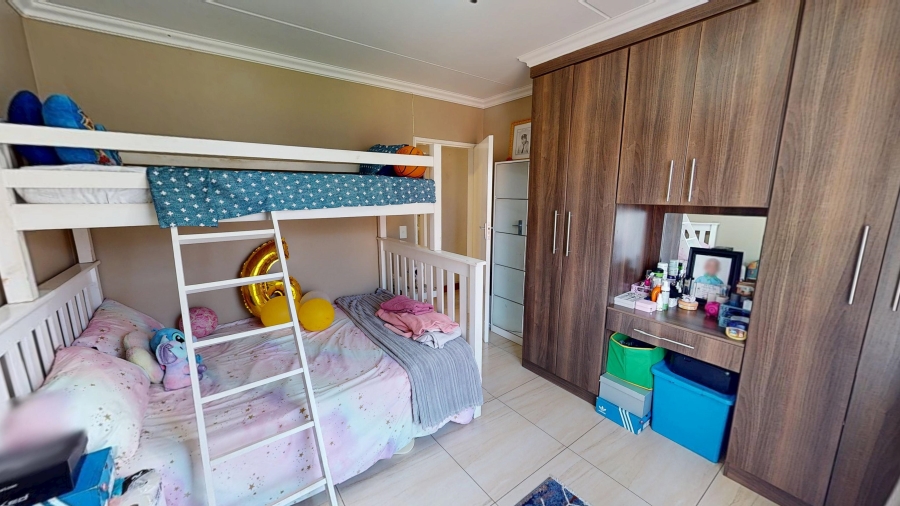 2 Bedroom Property for Sale in Andeon Gauteng