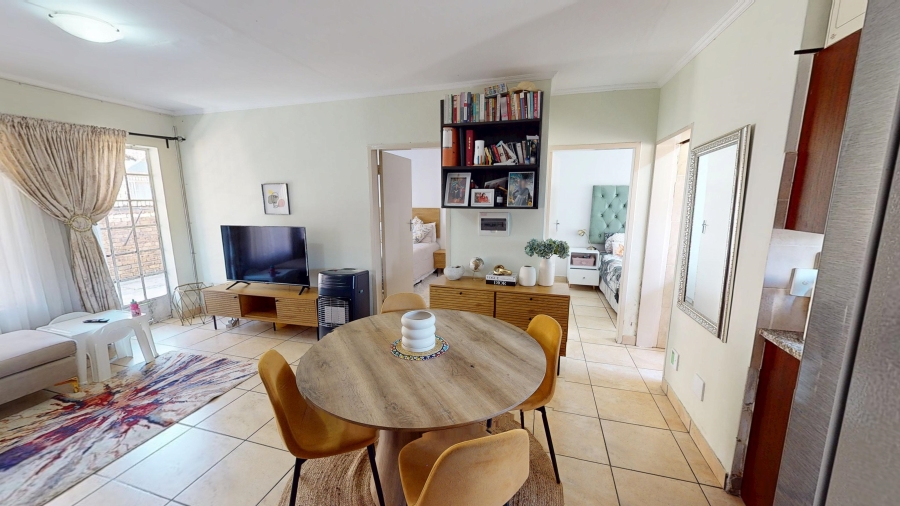 2 Bedroom Property for Sale in Andeon Gauteng