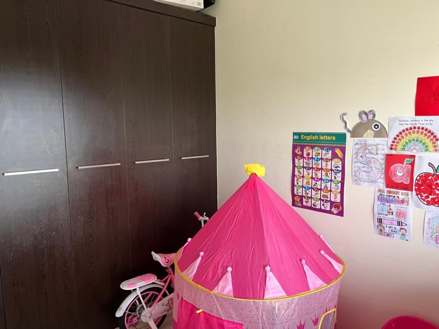 2 Bedroom Property for Sale in Greenstone Hill Gauteng