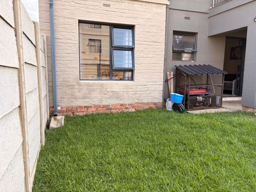 2 Bedroom Property for Sale in Benoni North Gauteng