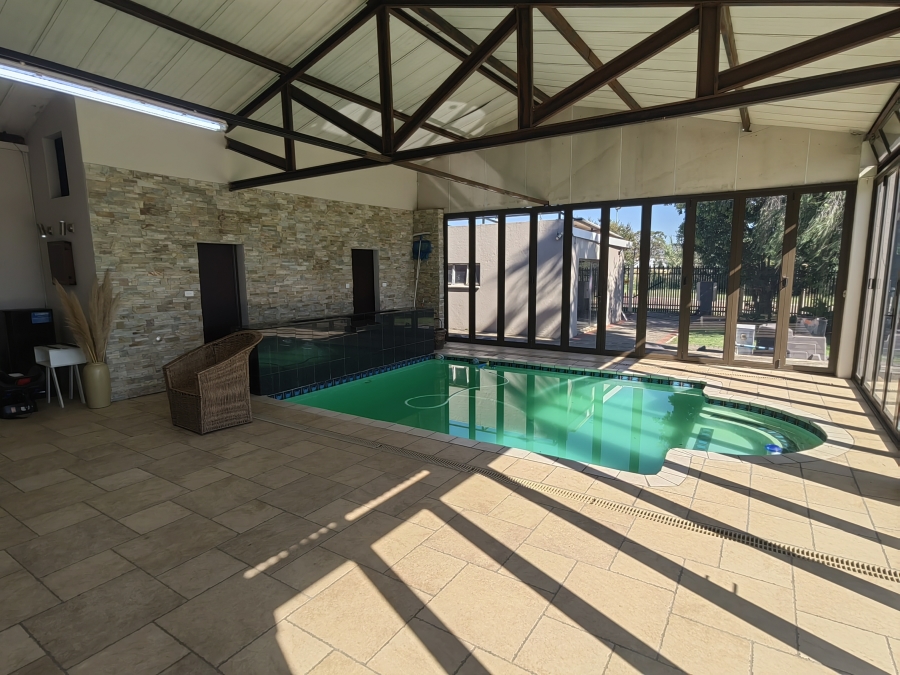 4 Bedroom Property for Sale in Rensburg Gauteng