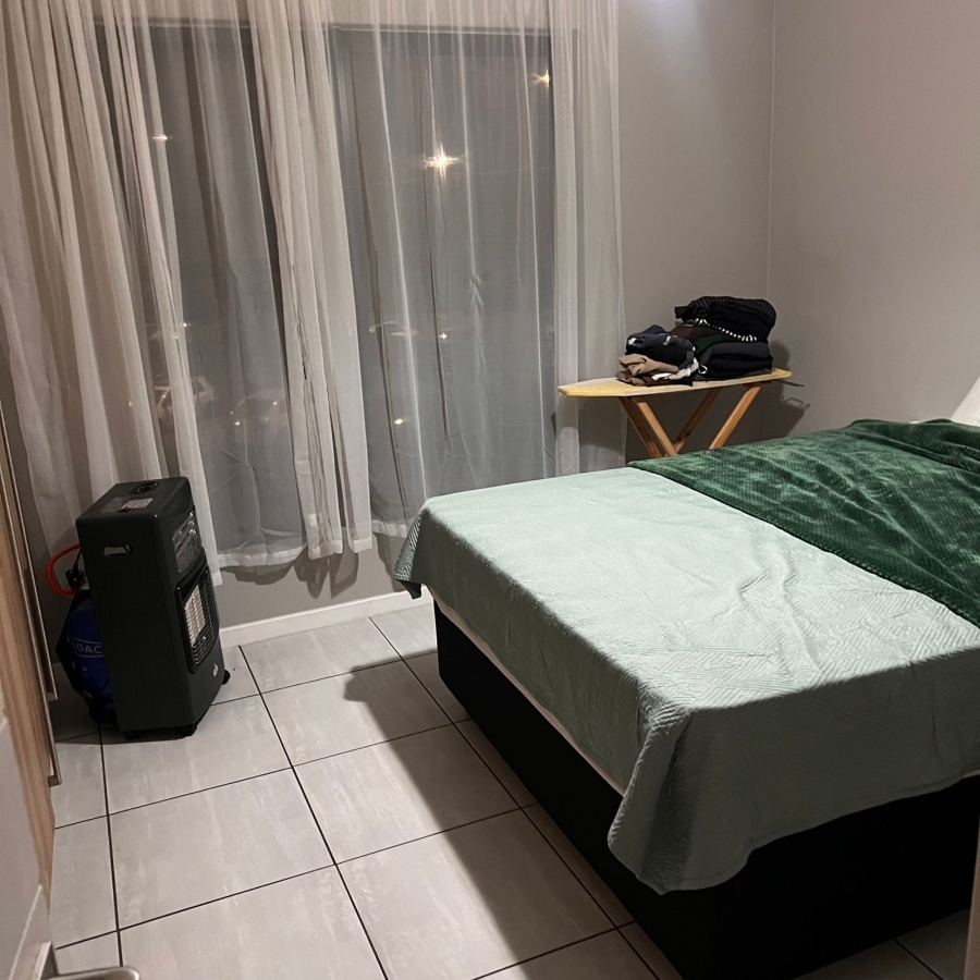 2 Bedroom Property for Sale in Waterfall Gauteng