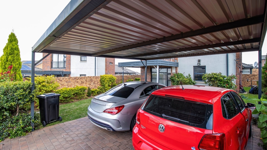 3 Bedroom Property for Sale in Cosmo City Gauteng