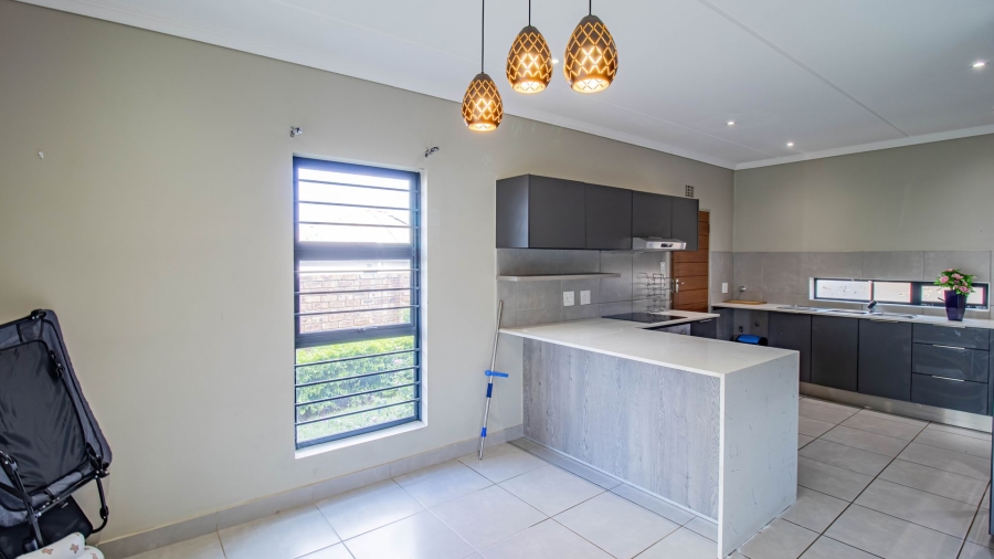 3 Bedroom Property for Sale in Cosmo City Gauteng
