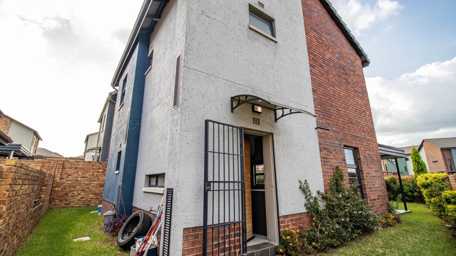 3 Bedroom Property for Sale in Cosmo City Gauteng