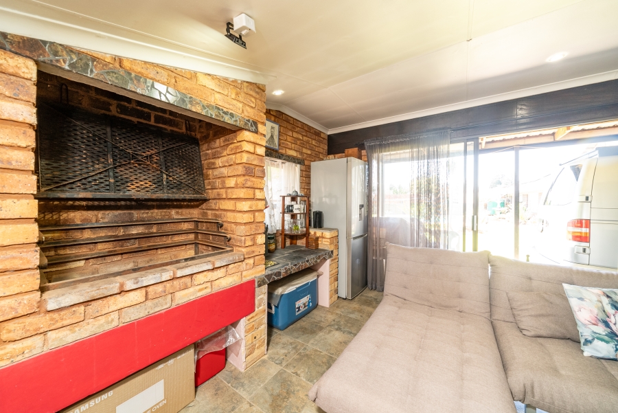 4 Bedroom Property for Sale in Parkrand Gauteng