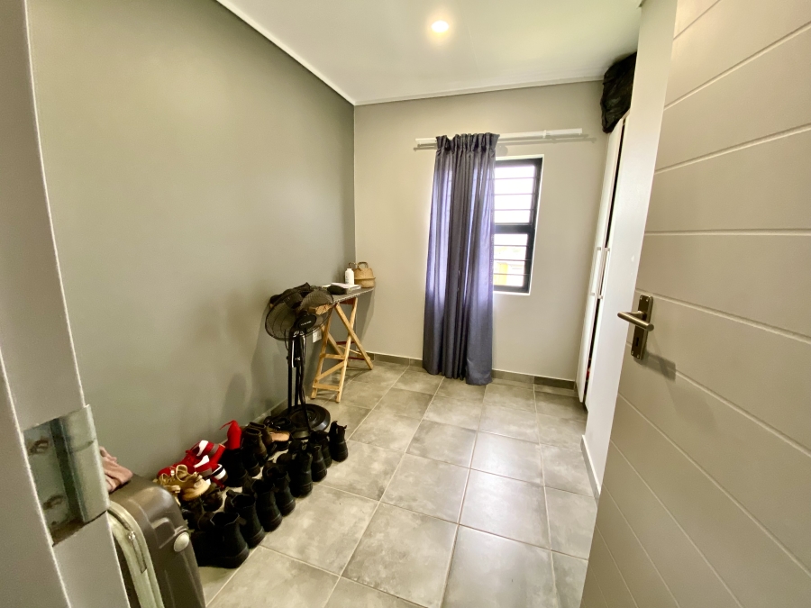 4 Bedroom Property for Sale in Lotus Gardens Gauteng