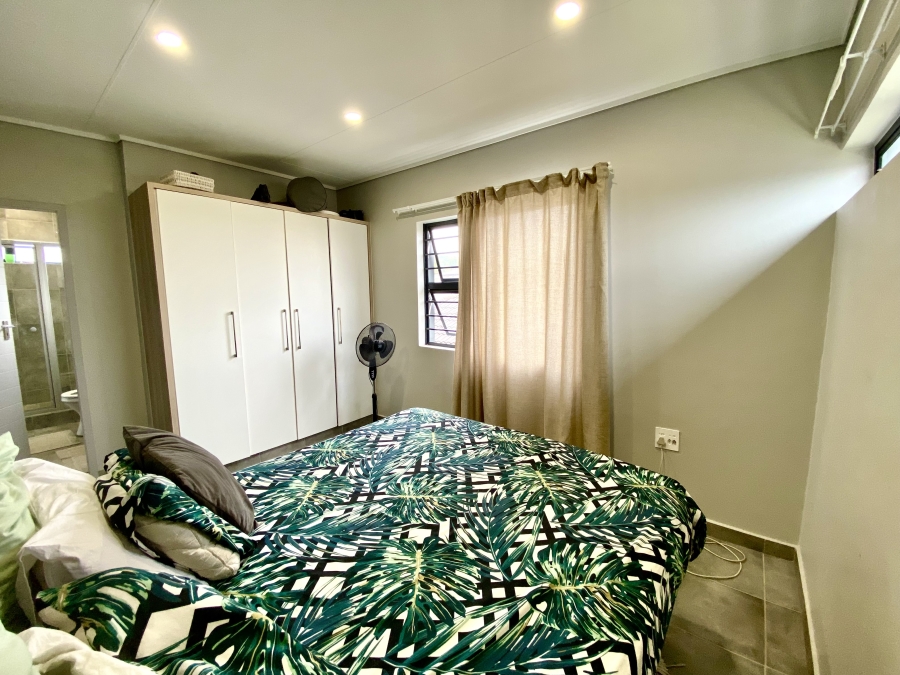 4 Bedroom Property for Sale in Lotus Gardens Gauteng