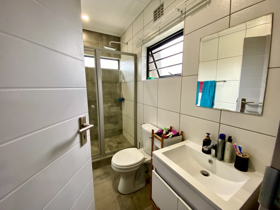 4 Bedroom Property for Sale in Lotus Gardens Gauteng