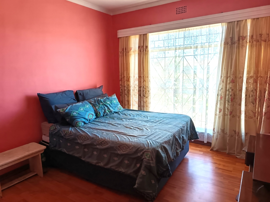 5 Bedroom Property for Sale in Geluksdal Gauteng