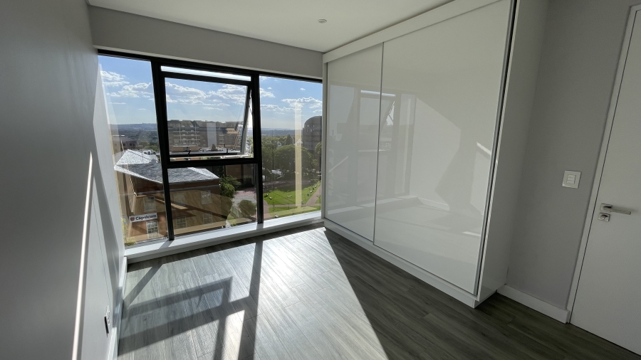 To Let 2 Bedroom Property for Rent in Rosebank Gauteng