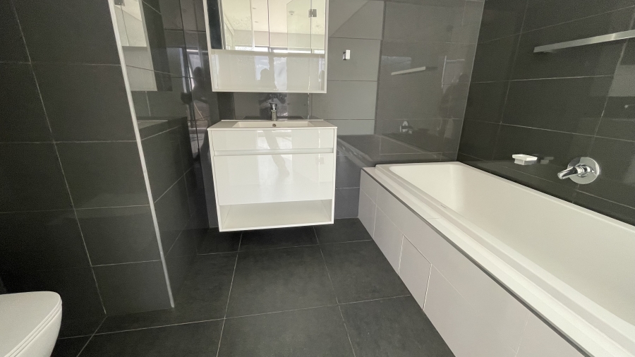 To Let 2 Bedroom Property for Rent in Rosebank Gauteng