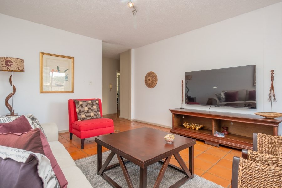 To Let 2 Bedroom Property for Rent in Sandhurst Gauteng