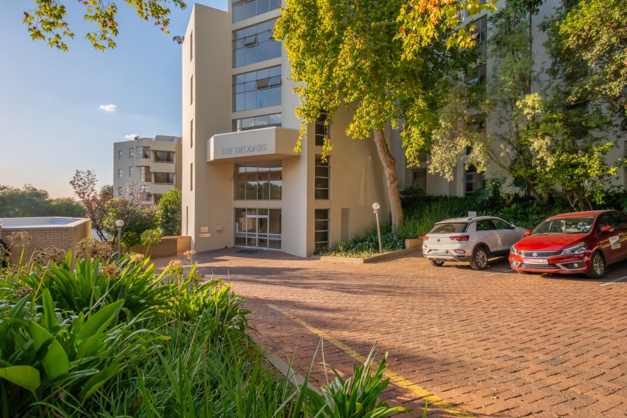 To Let 2 Bedroom Property for Rent in Sandhurst Gauteng