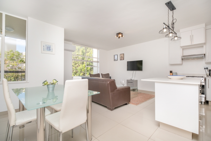 To Let 2 Bedroom Property for Rent in Sandhurst Gauteng