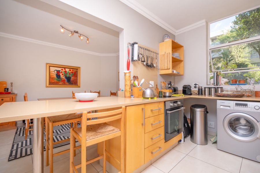 To Let 3 Bedroom Property for Rent in Sandhurst Gauteng