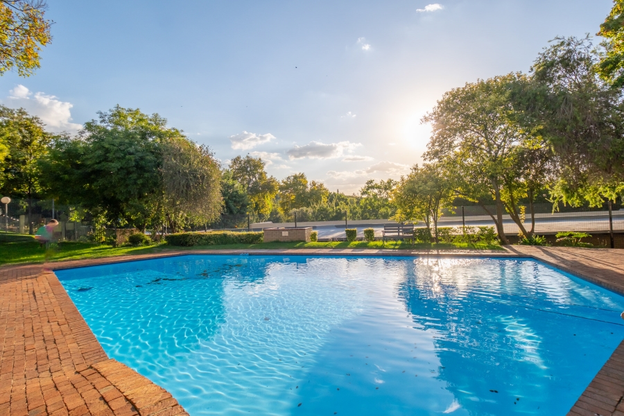 To Let 3 Bedroom Property for Rent in Sandhurst Gauteng