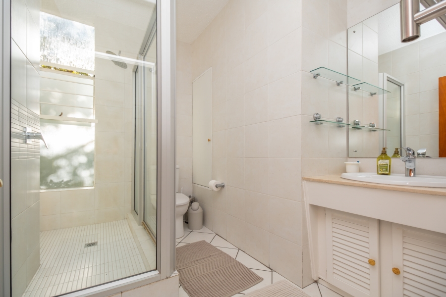 3 Bedroom Property for Sale in Sandhurst Gauteng