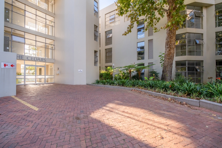 3 Bedroom Property for Sale in Sandhurst Gauteng