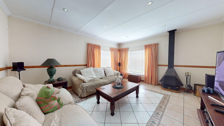 3 Bedroom Property for Sale in Sunward Park Gauteng