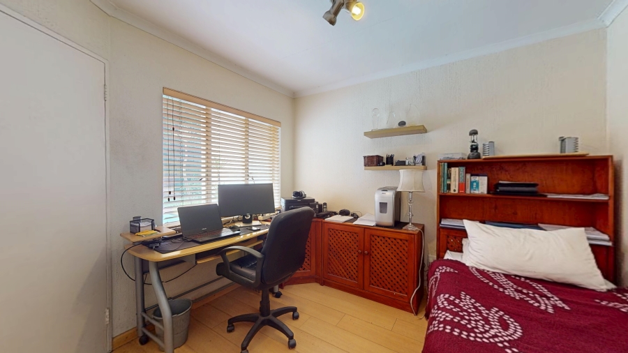 3 Bedroom Property for Sale in Sunward Park Gauteng